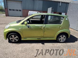 Daihatsu Sirion Sirion 2 (M3), Hatchback, 2005 1.3 16V DVVT picture 2