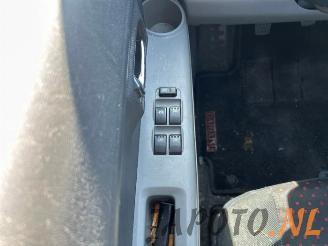 Daihatsu Sirion Sirion 2 (M3), Hatchback, 2005 1.3 16V DVVT picture 10
