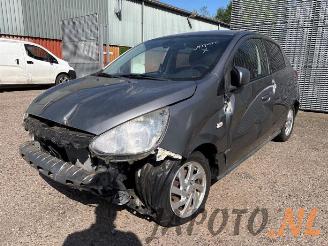 Vrakbiler auto Mitsubishi Space-star Space Star (A0), Hatchback, 2012 1.0 12V 2016/2