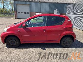 Toyota Aygo Aygo (B10), Hatchback, 2005 / 2014 1.0 12V VVT-i picture 2