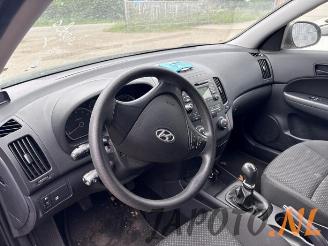 Hyundai I-30 i30 Crosswagon (WWH), Combi, 2007 / 2012 1.4 CVVT 16V picture 9