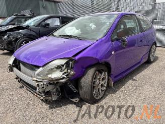 Uttjänta bilar auto Honda Civic Civic (EP/EU), Hatchback 3-drs, 2000 / 2005 2.0 16V Type-R 2001/11