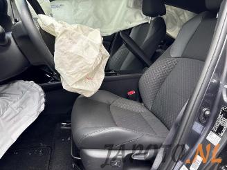 Toyota C-HR C-HR (X1,X5), SUV, 2016 1.8 16V Hybrid picture 9