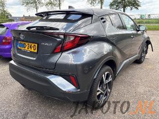Toyota C-HR C-HR (X1,X5), SUV, 2016 1.8 16V Hybrid picture 5