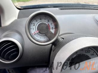 Toyota Aygo Aygo (B10), Hatchback, 2005 / 2014 1.0 12V VVT-i picture 11