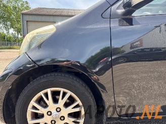 Toyota iQ iQ, Hatchback 3-drs, 2009 / 2015 1.0 12V VVT-i picture 19