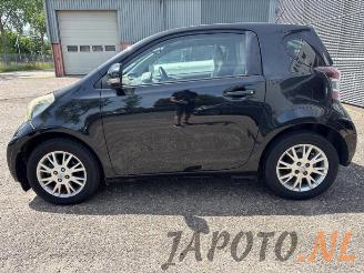 Toyota iQ iQ, Hatchback 3-drs, 2009 / 2015 1.0 12V VVT-i picture 2