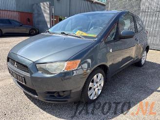Vrakbiler auto Mitsubishi Colt Colt (Z2/Z3), Hatchback, 2004 / 2012 1.3 16V 2009/8
