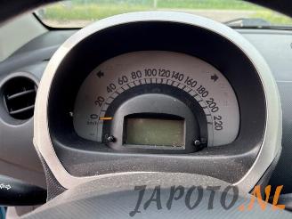 Daihatsu Sirion Sirion 2 (M3), Hatchback, 2005 1.0 12V DVVT picture 12