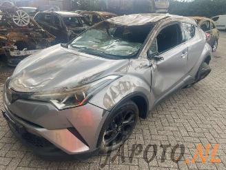 rozbiórka samochody osobowe Toyota C-HR C-HR (X1,X5), SUV, 2016 1.8 16V Hybrid 2018/10
