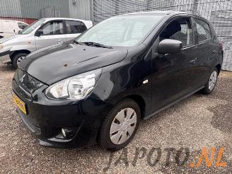 Vrakbiler auto Mitsubishi Space-star Space Star (A0), Hatchback, 2012 1.0 12V 2015/5
