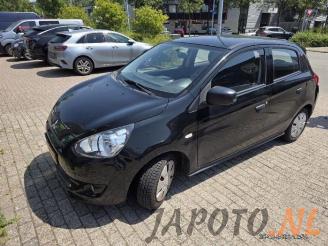 Auto da rottamare Mitsubishi Space-star Space Star (A0), Hatchback, 2012 1.0 12V 2015/5