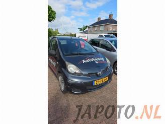 disassembly passenger cars Toyota Aygo Aygo (B10), Hatchback, 2005 / 2014 1.0 12V VVT-i 2011/2