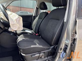 Kia Venga Venga, MPV, 2010 / 2019 1.4 CVVT 16V picture 14