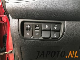 Kia Rio Rio III (UB), Hatchback, 2011 / 2017 1.2 CVVT 16V picture 11