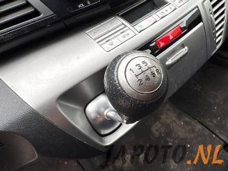 Honda Fr-v FR-V (BE), MPV, 2004 / 2009 2.2 i-CTDi 16V picture 10