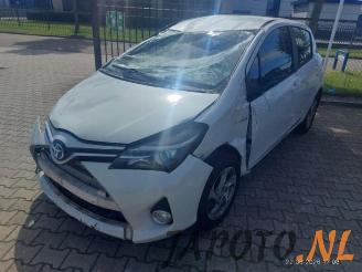 Autoverwertung Toyota Yaris Yaris III (P13), Hatchback, 2010 / 2020 1.5 16V Hybrid 2015/2