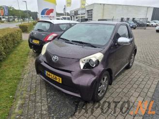 Auto da rottamare Toyota iQ iQ, Hatchback 3-drs, 2009 / 2015 1.0 12V VVT-i 2010/4
