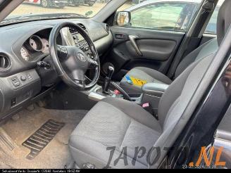 Toyota Rav-4 RAV4 (A2), Terreinwagen, 2000 / 2005 1.8 16V VVT-i 4x2 picture 7