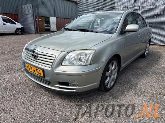 Vrakbiler auto Toyota Avensis Avensis (T25/B1D), Liftback, 2003 / 2008 2.0 16V VVT-i D4 2005/2