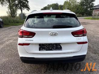 Hyundai I-30 i30 Wagon (PDEF), Combi, 2017 1.0 T-GDI 12V picture 4