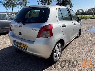 Toyota Yaris Yaris II (P9), Hatchback, 2005 / 2014 1.3 16V VVT-i picture 5
