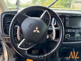 Mitsubishi Outlander  picture 11