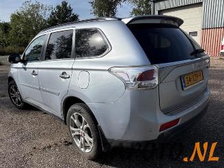Mitsubishi Outlander  picture 3