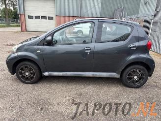Toyota Aygo Aygo (B10), Hatchback, 2005 / 2014 1.0 12V VVT-i picture 2