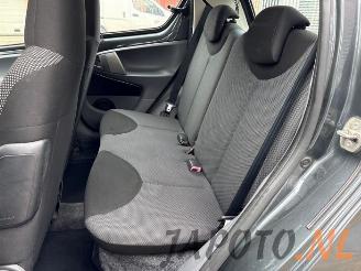 Toyota Aygo Aygo (B10), Hatchback, 2005 / 2014 1.0 12V VVT-i picture 14