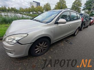 Salvage car Hyundai I-30 i30 Crosswagon (WWH), Combi, 2007 / 2012 1.6 CVVT 16V 2009/3