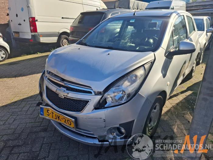 Chevrolet Spark Spark (M300), Hatchback, 2010 1.0 16V