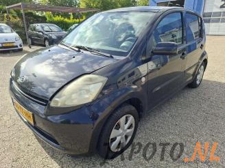 Coche siniestrado Daihatsu Sirion Sirion 2 (M3), Hatchback, 2005 1.0 12V DVVT 2007/3