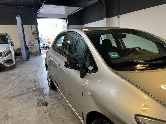 Toyota Auris 1.6 Aspiration Automaat 134.000 KM NAP! picture 12