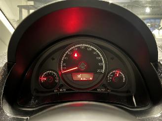 Volkswagen Up! 1.0 move up! BlueMotion picture 21