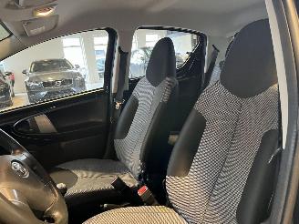 Toyota Aygo 1.0 VVT-i Aspiration NAP! picture 17