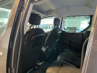 Peugeot Partner TEPEE 1.2 PureTech Allure picture 10