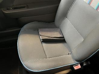 Renault Twingo 1.2 16V Collection NAP! picture 16