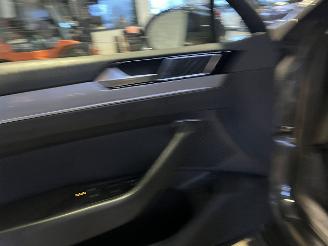 Volkswagen Passat 1.4 TSI PHEV GTE Business picture 20