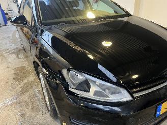 Volkswagen Golf 1.2 TSI Trendline picture 9