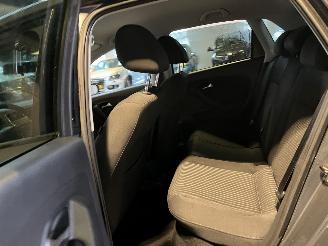 Volkswagen Polo 1.4-16V Highline picture 11