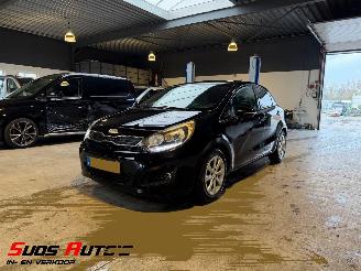krockskadad bil auto Kia Rio 1.2 CVVT Super Pack NAP! 2011/11