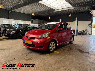 Vaurioauto  passenger cars Toyota Premacy 1.0-12V Aspiration Red 93.000 NAP! 2010/12