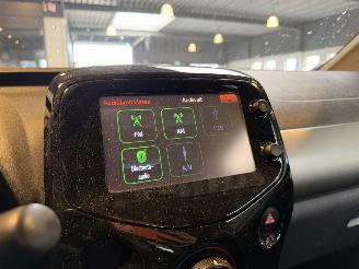 Citroën C1 1.2 PureTech Shine picture 23