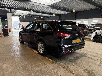 Kia Ceed Sportswagon 1.0 T-GDi DynamicLine picture 3