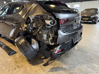 Mazda 3 2.0 e-SkyActiv G 122 picture 14