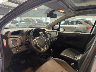 Toyota Yaris 1.3 VVT-i Dynamic picture 16