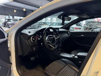 Mercedes A-klasse 180 Prestige picture 14