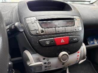 Peugeot 107 1.0-12V Millesim 200 picture 27