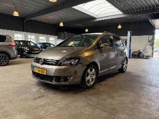 Schadeauto Volkswagen Golf plus 1.4 Easyline 2011/2